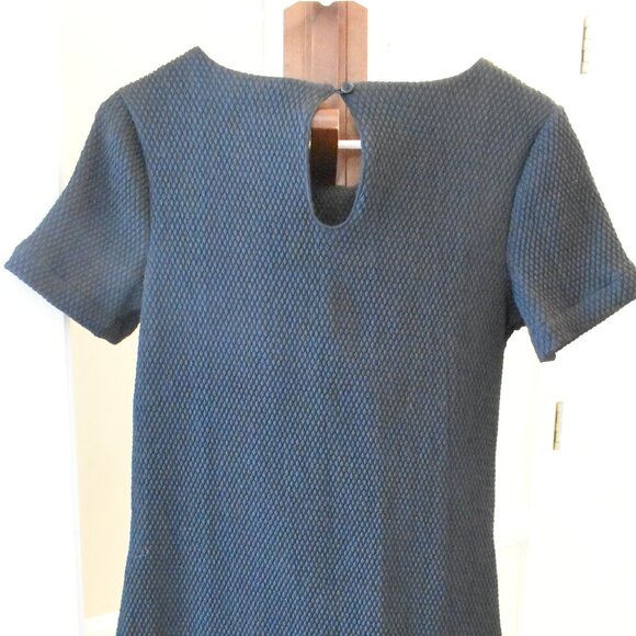 PRICE DROP! New Cupcakes & Cashmere dress - Picture 4 of 4